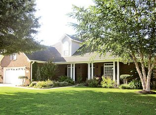 702 Wade Rd SE, Owens Cross Roads, AL 35763