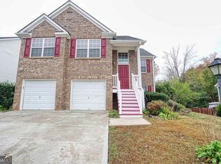 893 Hawthorn Ln, Grayson, GA 30017