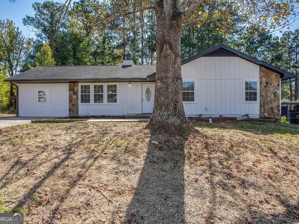 2989 Menlo Park Dr, Rex, GA 30273