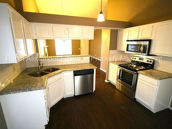 2nd image of 1007 Danforth Ct