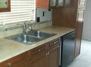4241 NW 27th St, Fort Lauderdale, FL 33313