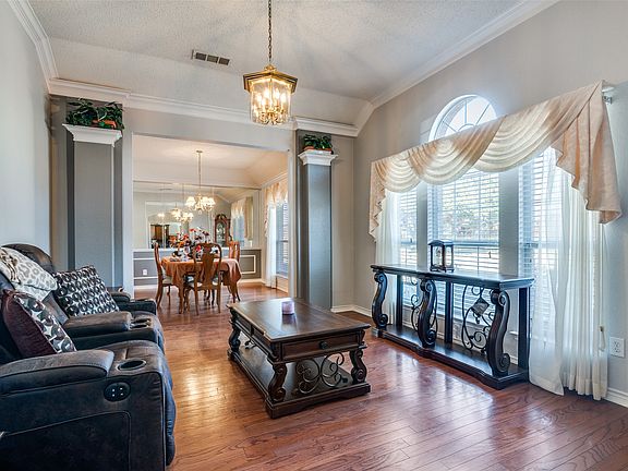 4th image of 3214 Chalkstone Dr