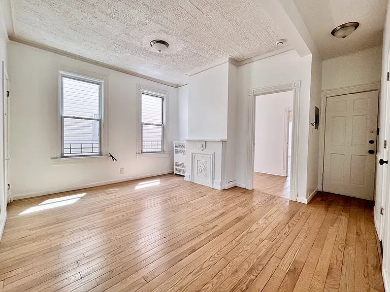 1311 Prospect Ave #3 — Photo 2