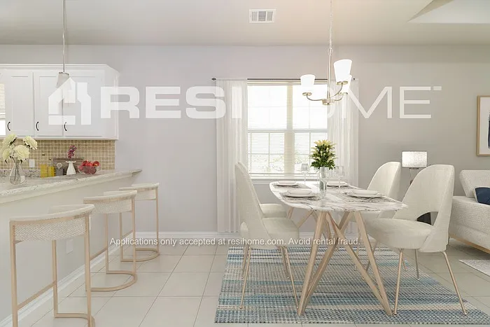 3007 Prairie Ave — Photo 5