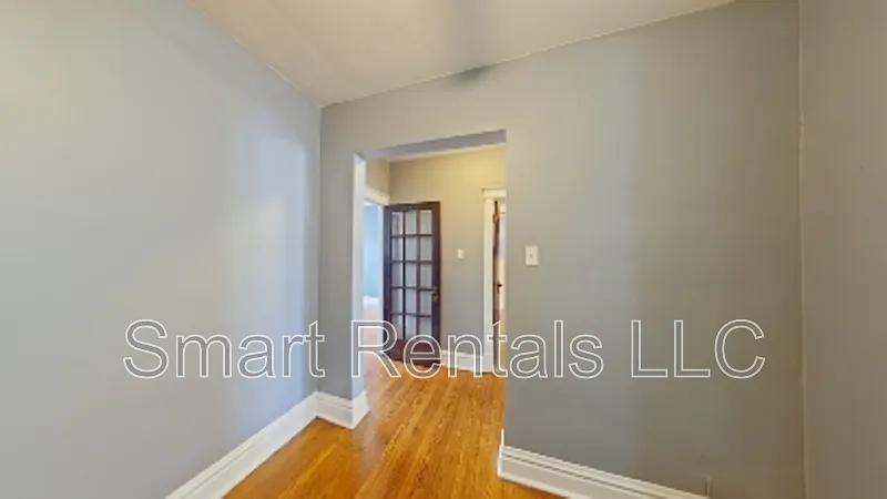 1 bed, 1.0 bath, 900 sqft, $699 — Photo 4