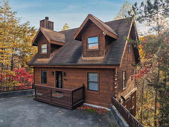 3rd image of 3860 Katelyns Ln