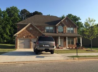 25 Trevers Lake Dr, Covington, GA 30016
