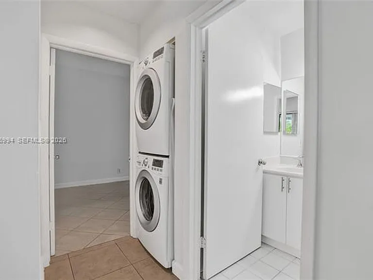 3300 NE 192nd St #CU-118 — Photo 3