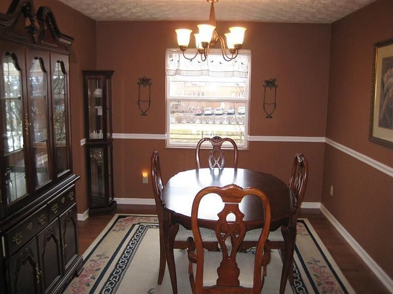 1st image of 5948 Glenngate Ct