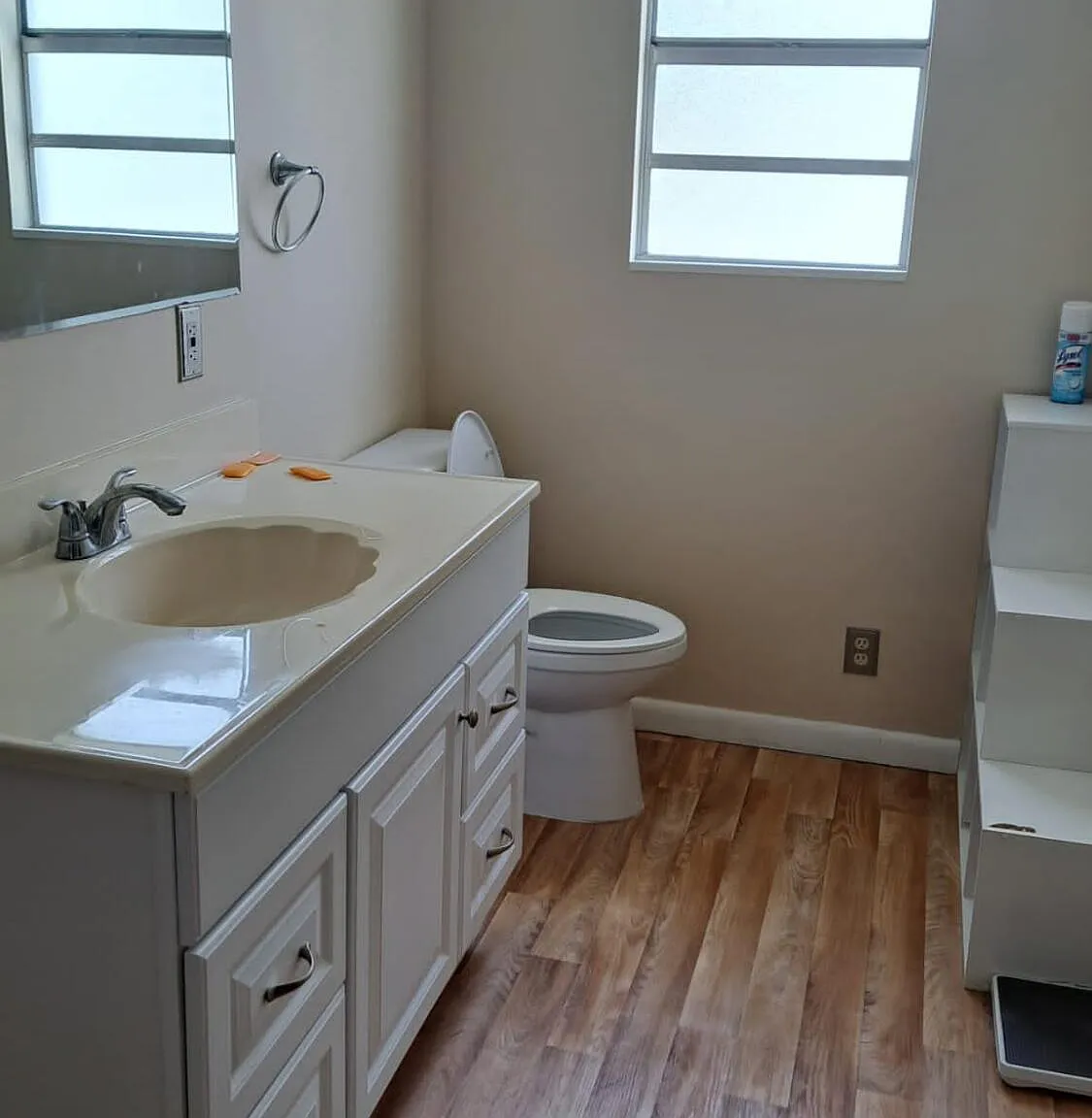 3 bed, 2.0 bath, 1620 sqft, $2,200 — Photo 2