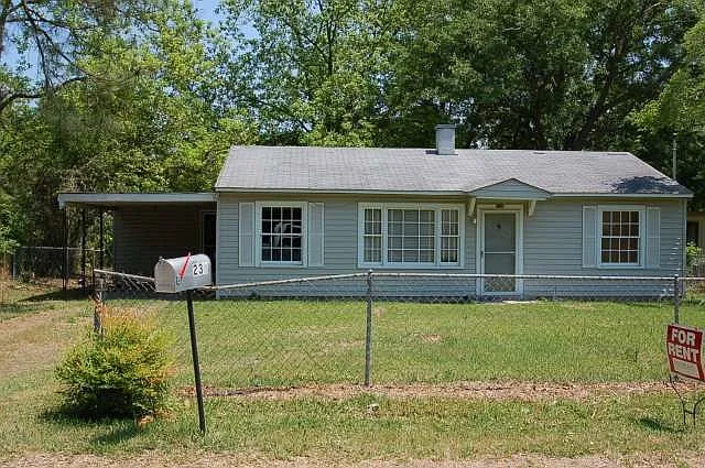 238 Ward St photo 1