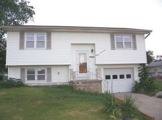 5903 Blue Jay Blvd, Sedalia, MO 65301
