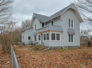 18257-11 Mile Rd, Battle Creek, MI 49014