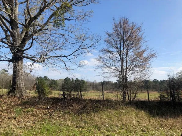 305 Highway 454, Pineville, LA 71360
