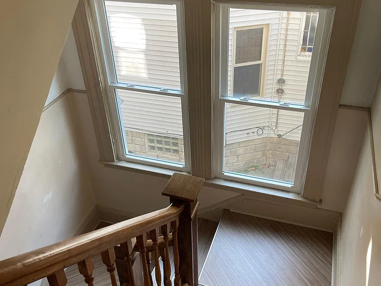1518 Kenilworth Ave — Photo 35
