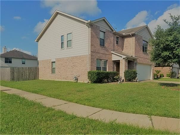 1st image of 21103 Birchbank Ln
