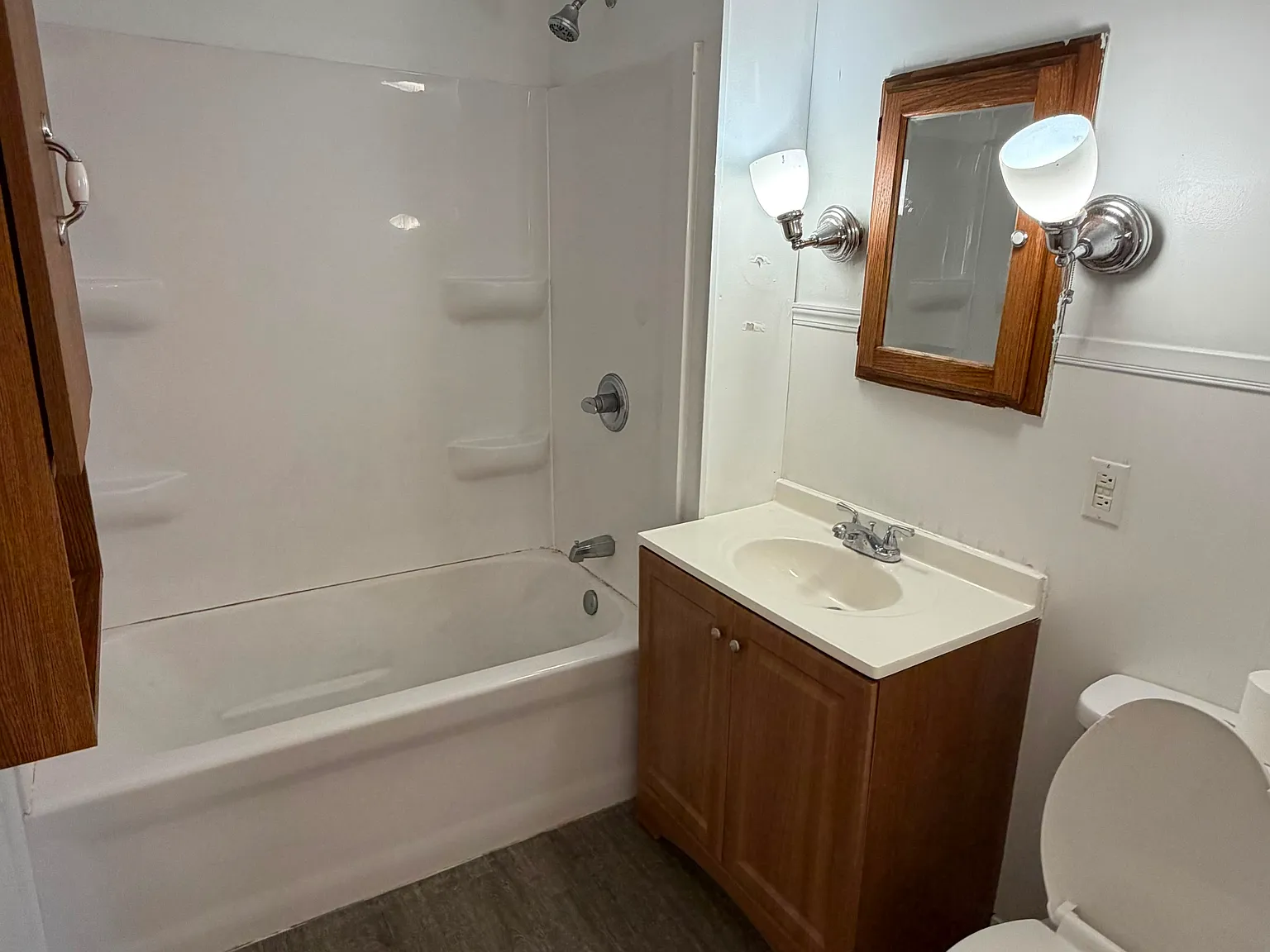 2 bed, 986 sqft, $900 — Photo 4