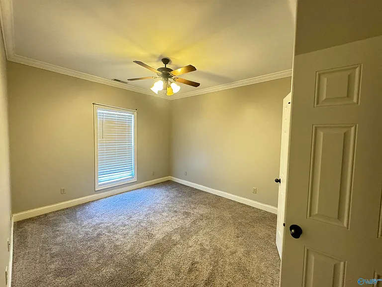 126 Bilton Dr — Photo 12