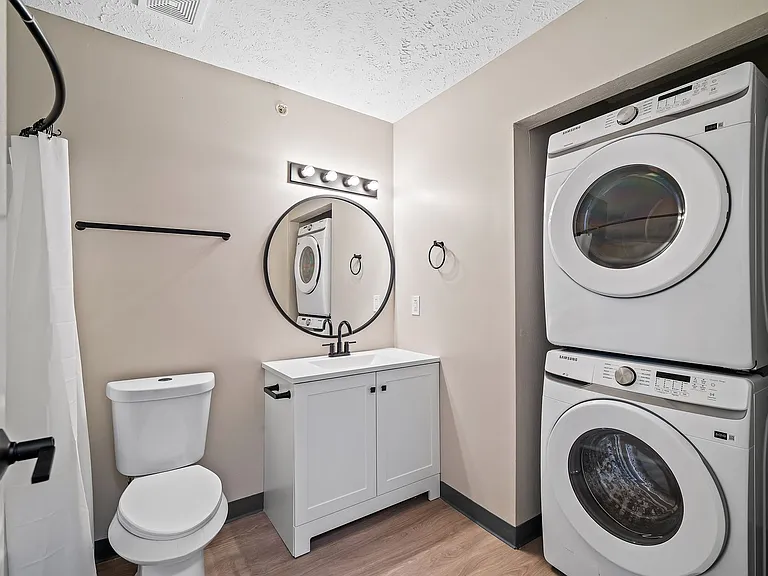Cherry Tree Village Apartments — Photo 185