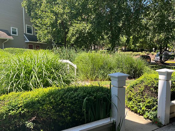 2nd image of 5701 Chapman Mill Dr APT 330