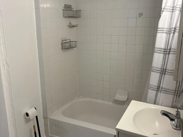 2107 Spring Garden St APT 2F, Philadelphia, PA 19130