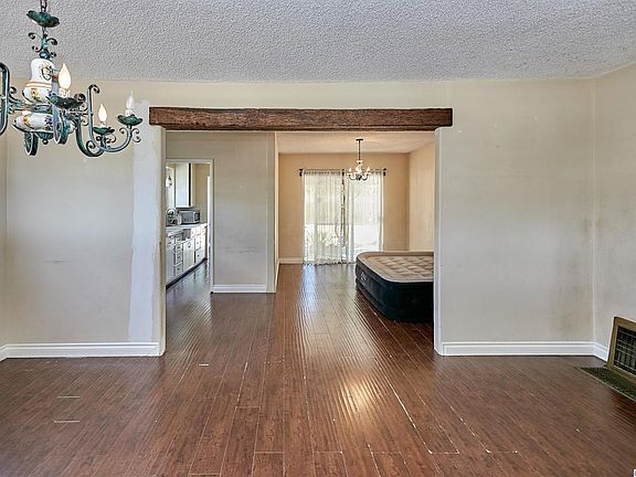 5th image of 2749 Ave Orange Ave S