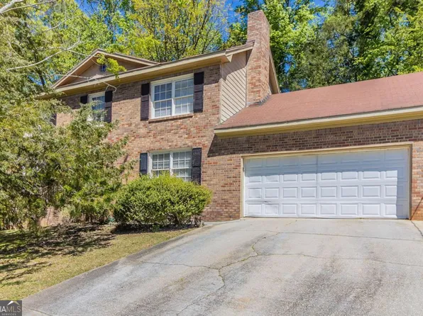 6330 Phillips Pl, Lithonia, GA 30058