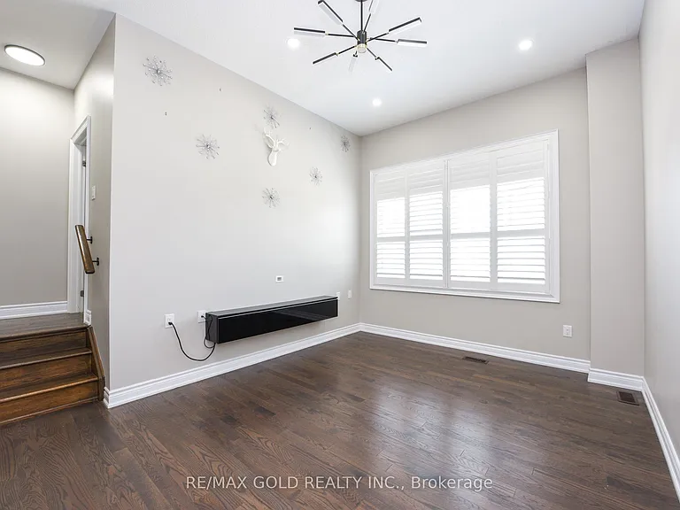 1270 McPhedran Point — Photo 44