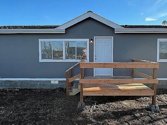 5th image of 58282 N Maple Circle Rd