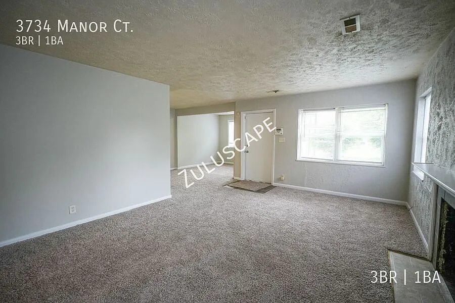 3734 Manor Ct. / 3 Bedroom 1 Bath Ranch Home Indianapolis — Photo 3