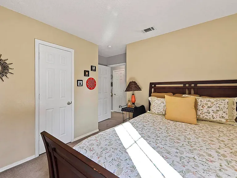 10527 Bay Tree Dr — Photo 20