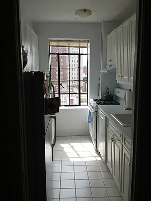 Rented by Corcoran | media 21