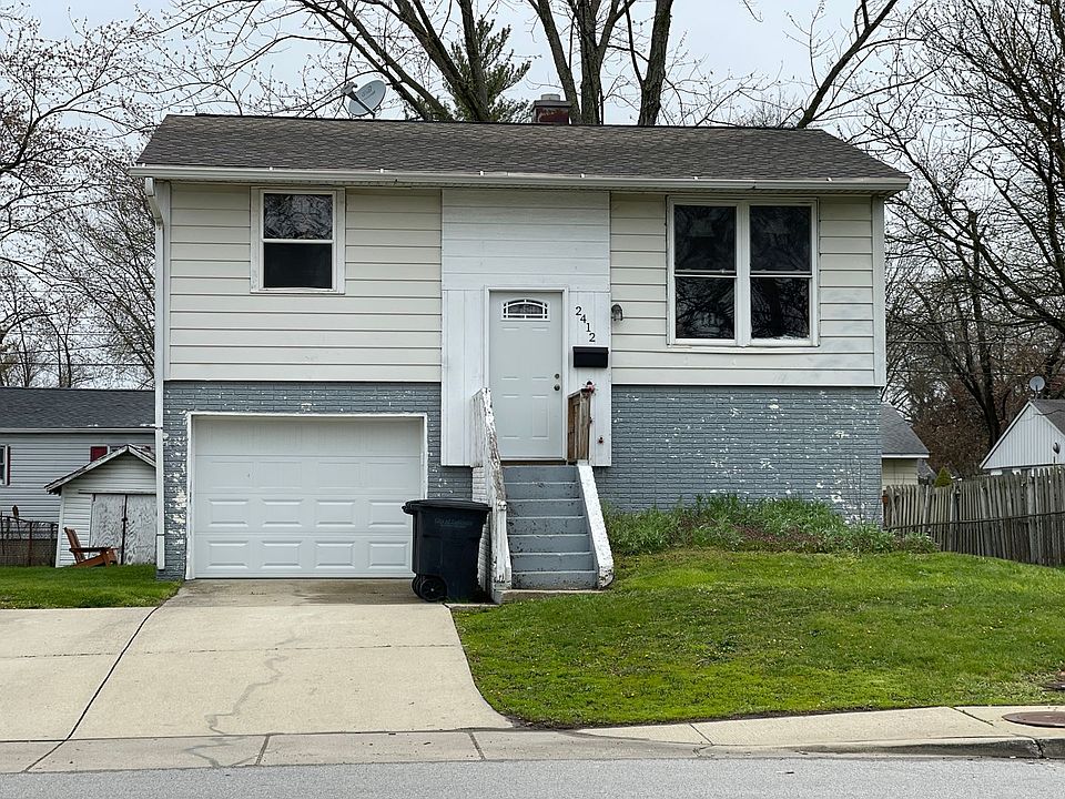 1st image of 2412 Brady Ln