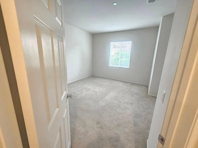 3675 Solana Ct — Photo 9