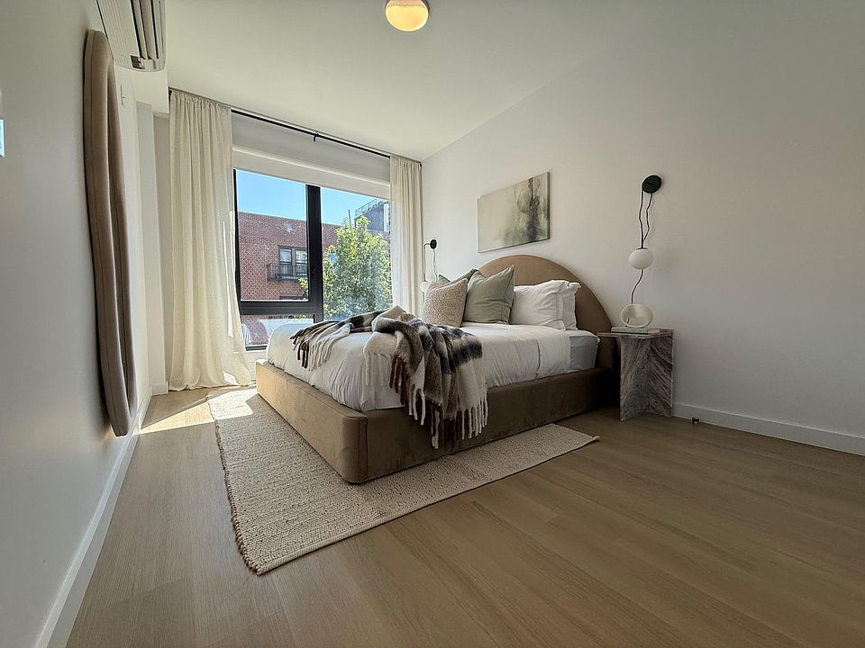 1st image of 158 Lott St #408D