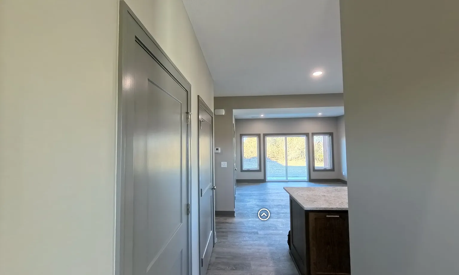3 bed, 2.5 bath, 1500 sqft, $1,700 — Photo 2