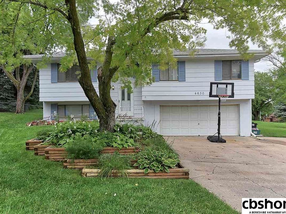 1st image of 4630 N 129th Ave