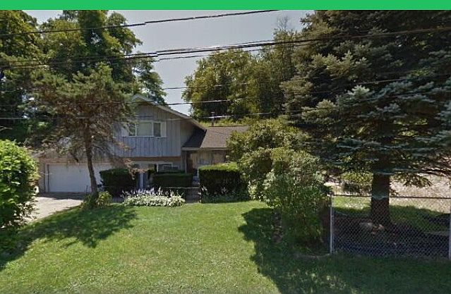 1st image of 1516 E Lake Ave