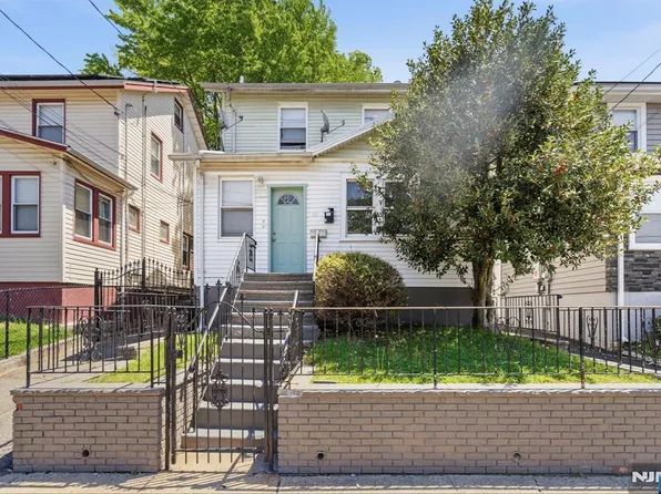 80 Melrose Ave, Irvington, NJ 07111