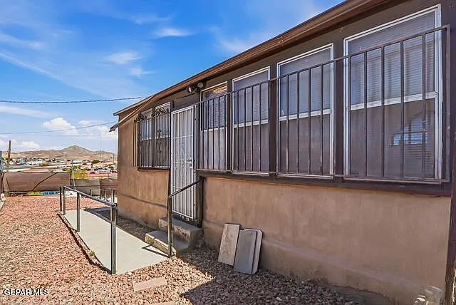 1546 Upson Dr — Photo 27