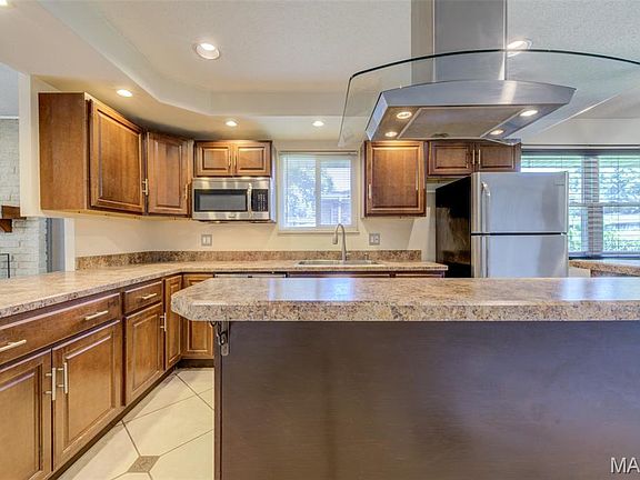 5th image of 3403 Dekamay Dr