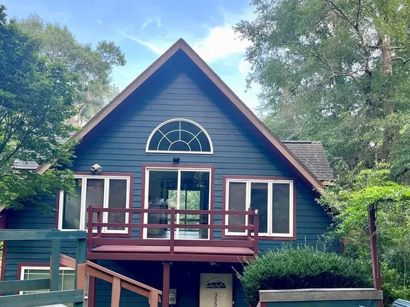 355 Thurmon Rd, Jesup, GA 31545