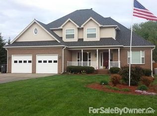 553 Adams Gate Rd, Winston Salem, NC 27107