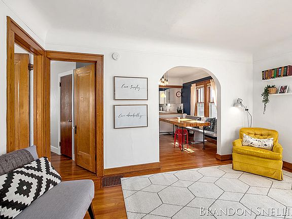 5th image of 1452 Powers Ave NW