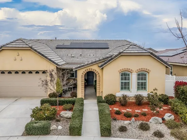 14320 Harborough Dr, Bakersfield, CA 93311