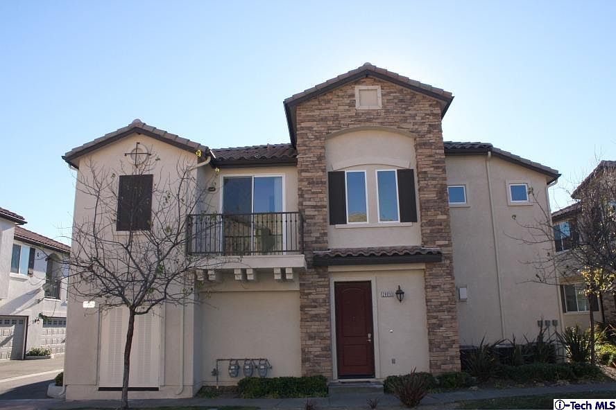 1st image of 28050 Catherine Dr