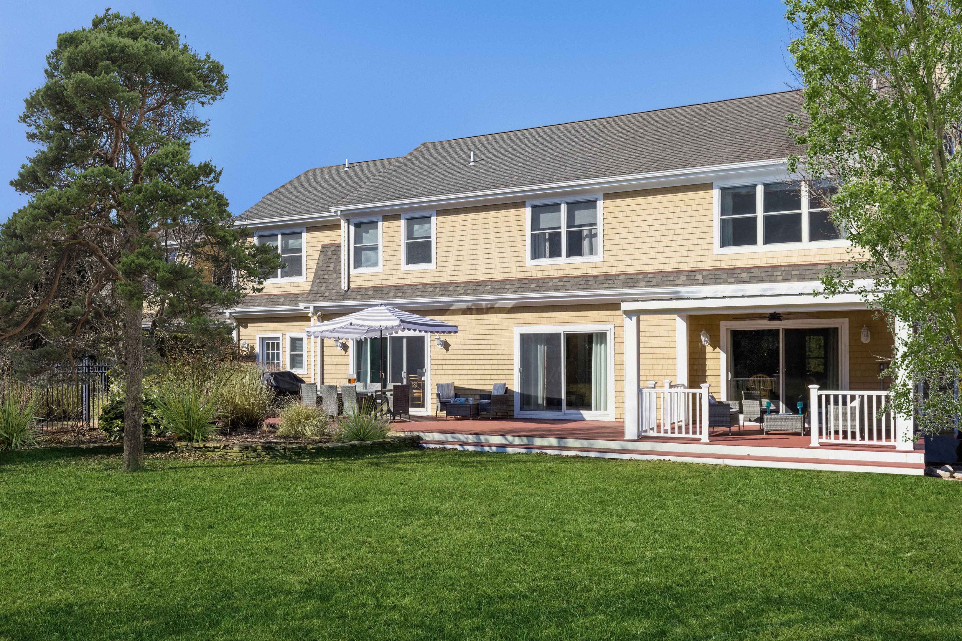 29 Post Fields Ln, Quogue, NY 11959 | Out East