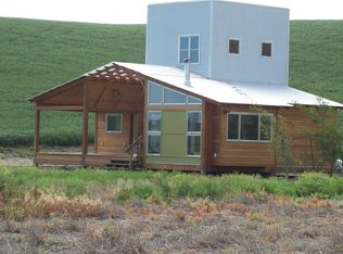 1143 Sand Pit Rd, Touchet, WA 99360