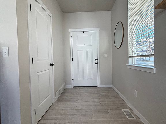 2nd image of 5066 W Newgale Ln
