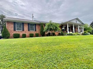 85 Rose St, Louisa, KY 41230